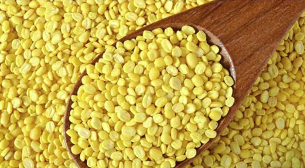 Moong dal for skin